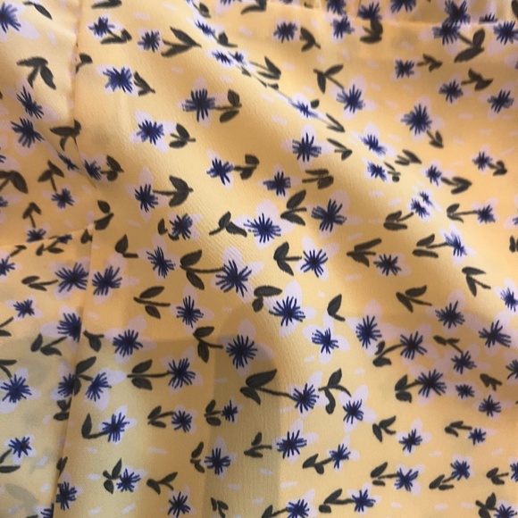 Yellow floral mini dress - Picture 10 of 14